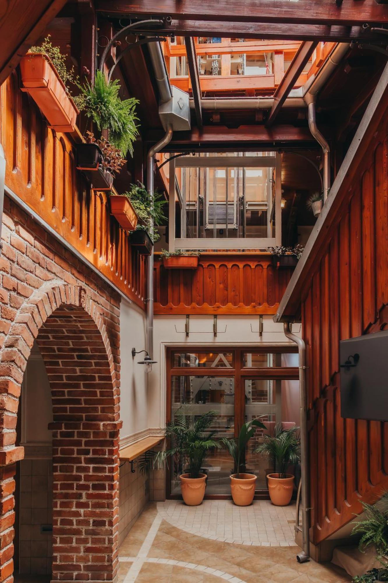 Hotel Kadoor Karlovac Exteriér fotografie